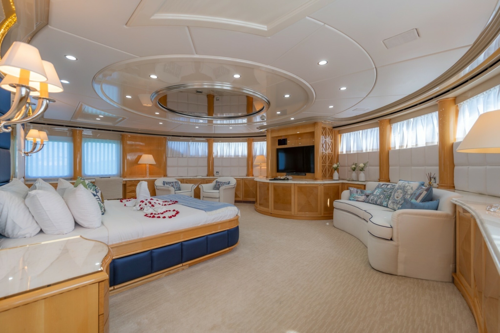 LADY AZUL 129ft Heesen Yachts Yacht For Sale