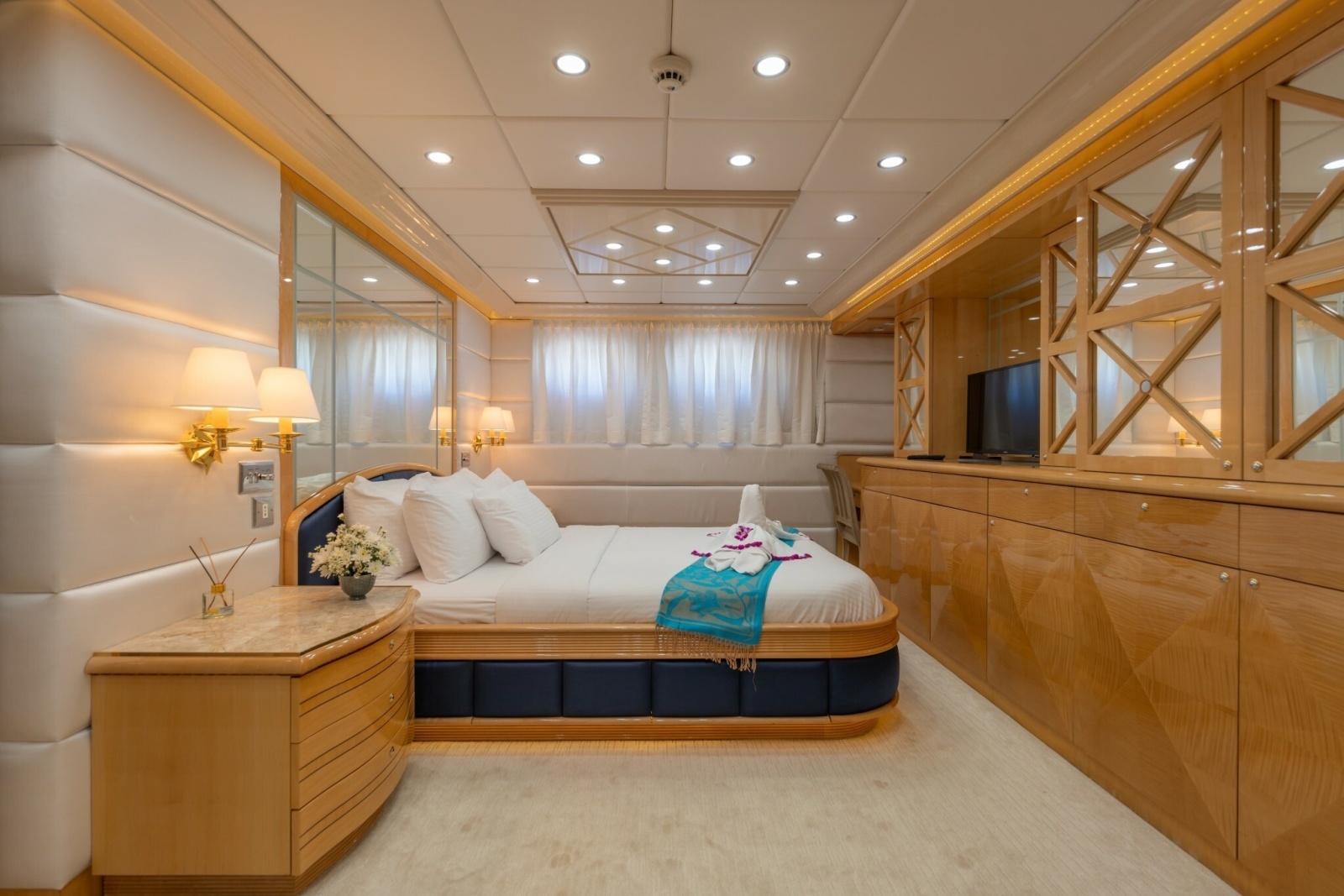 LADY AZUL 129ft Heesen Yachts Yacht For Sale