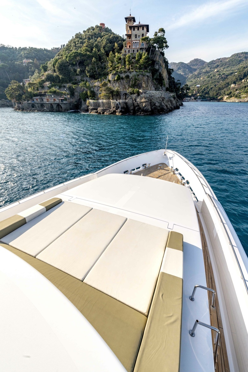 UNEXPECTED 123ft Heesen Yachts Yacht For Sale