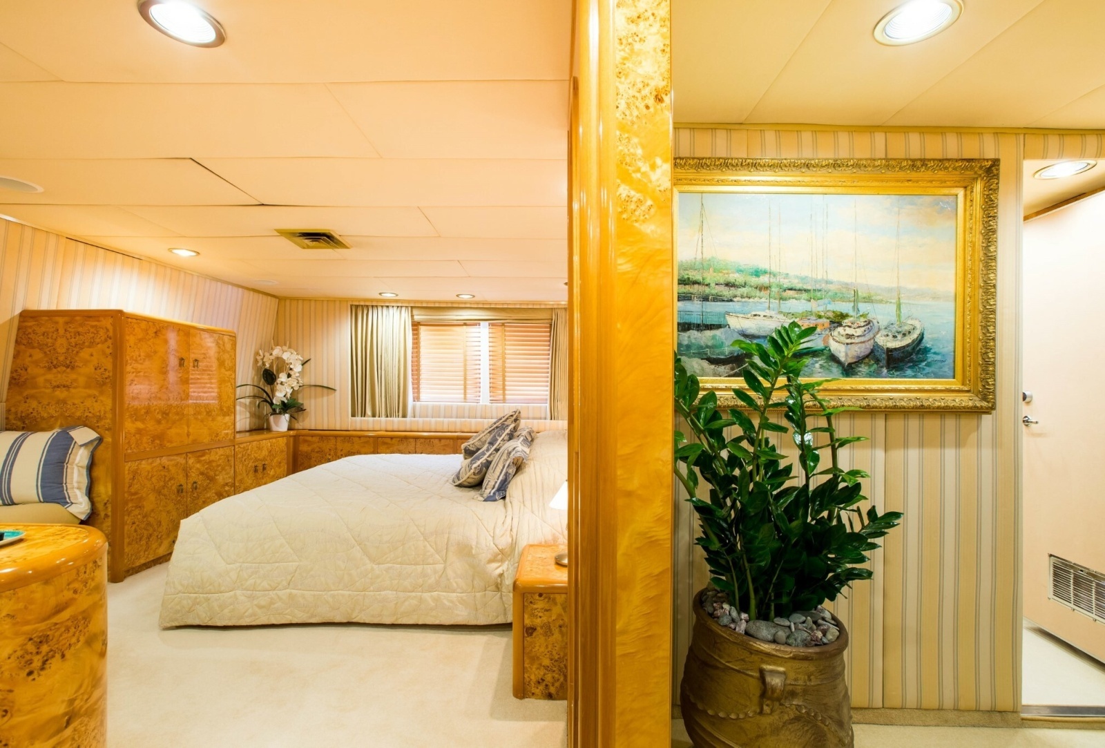ESMERALDA 201ft Codecasa Yacht For Sale