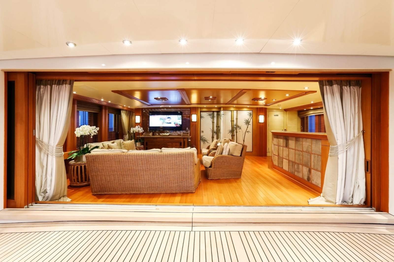 ESMERALDA 201ft Codecasa Yacht For Sale