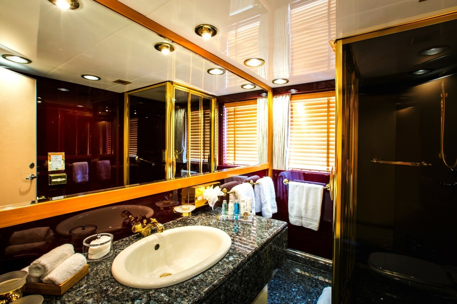ESMERALDA 201ft Codecasa Yacht For Sale
