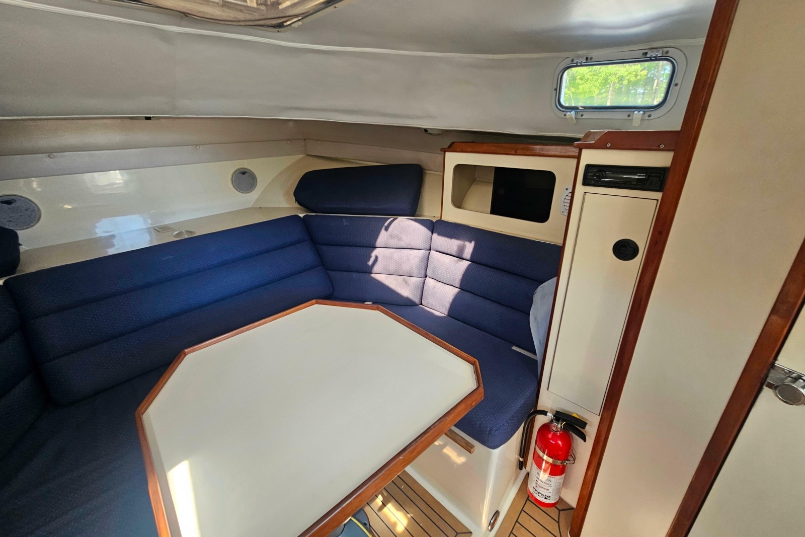 1999 Albin 28 Tournament Express