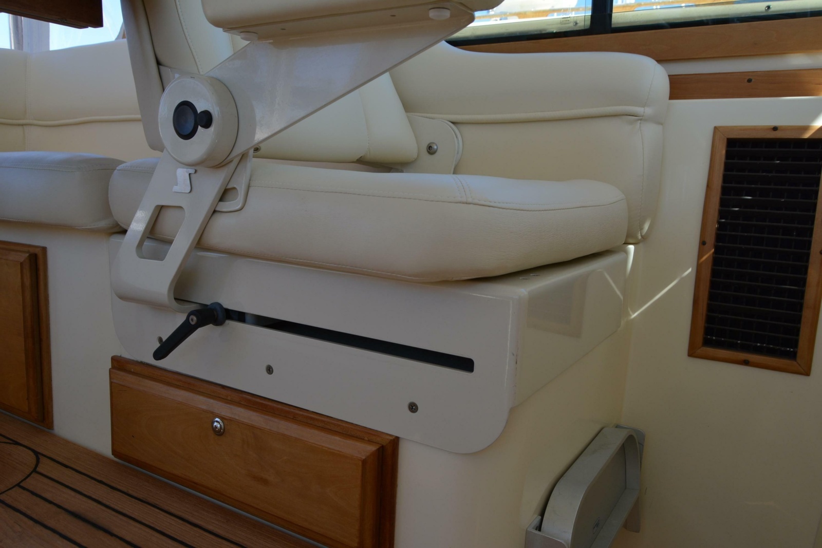 2009 Sabre 34 Express