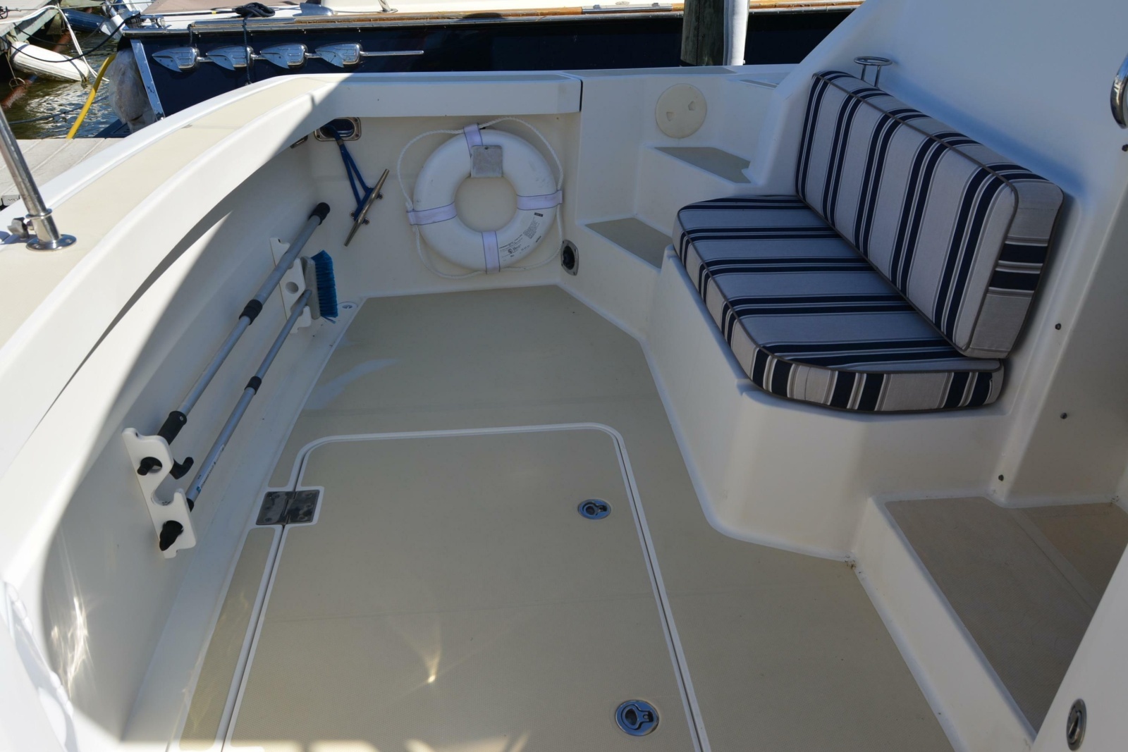 2009 Sabre 34 Express