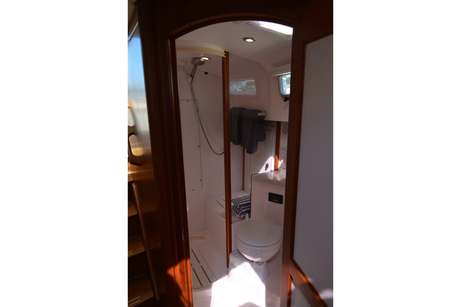 2009 Sabre 34 Express