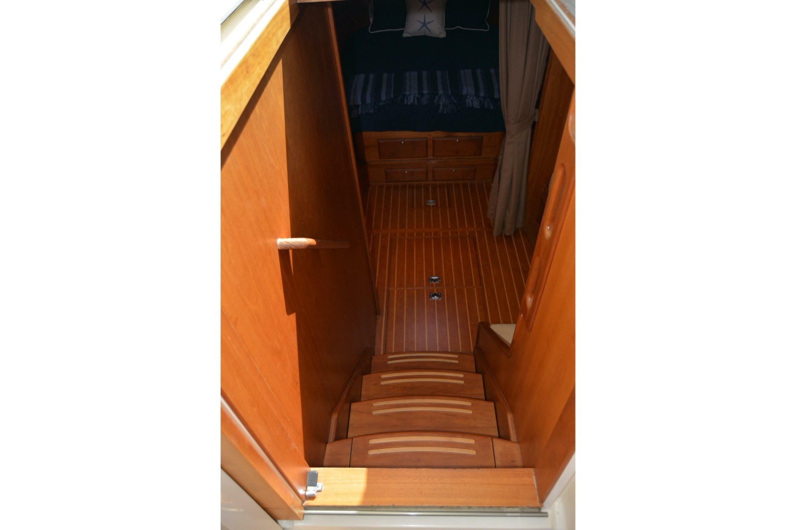 2009 Sabre 34 Express