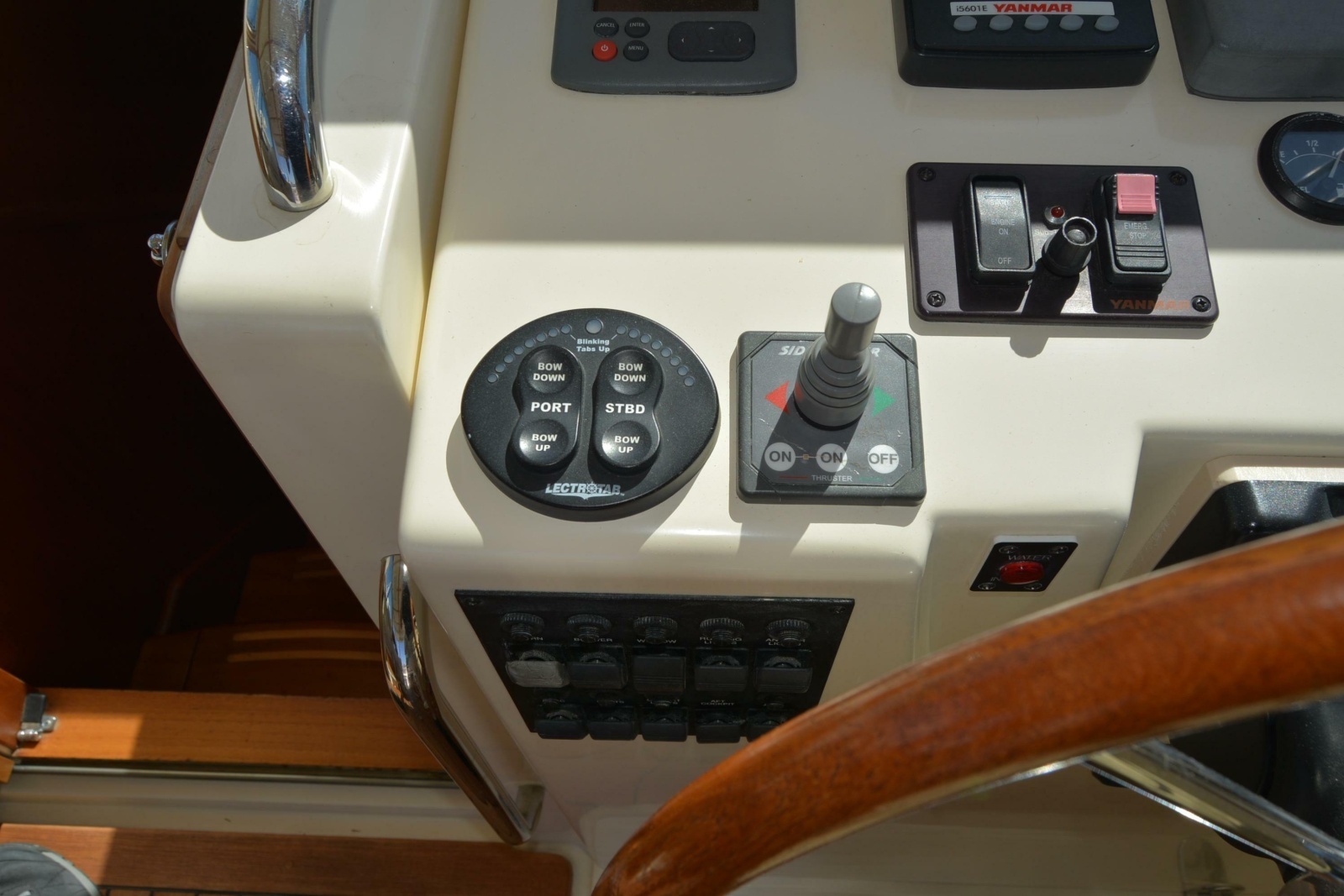 2009 Sabre 34 Express