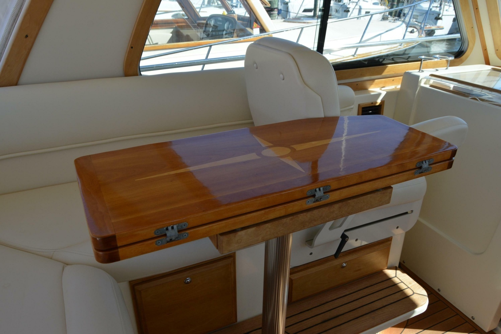 2009 Sabre 34 Express
