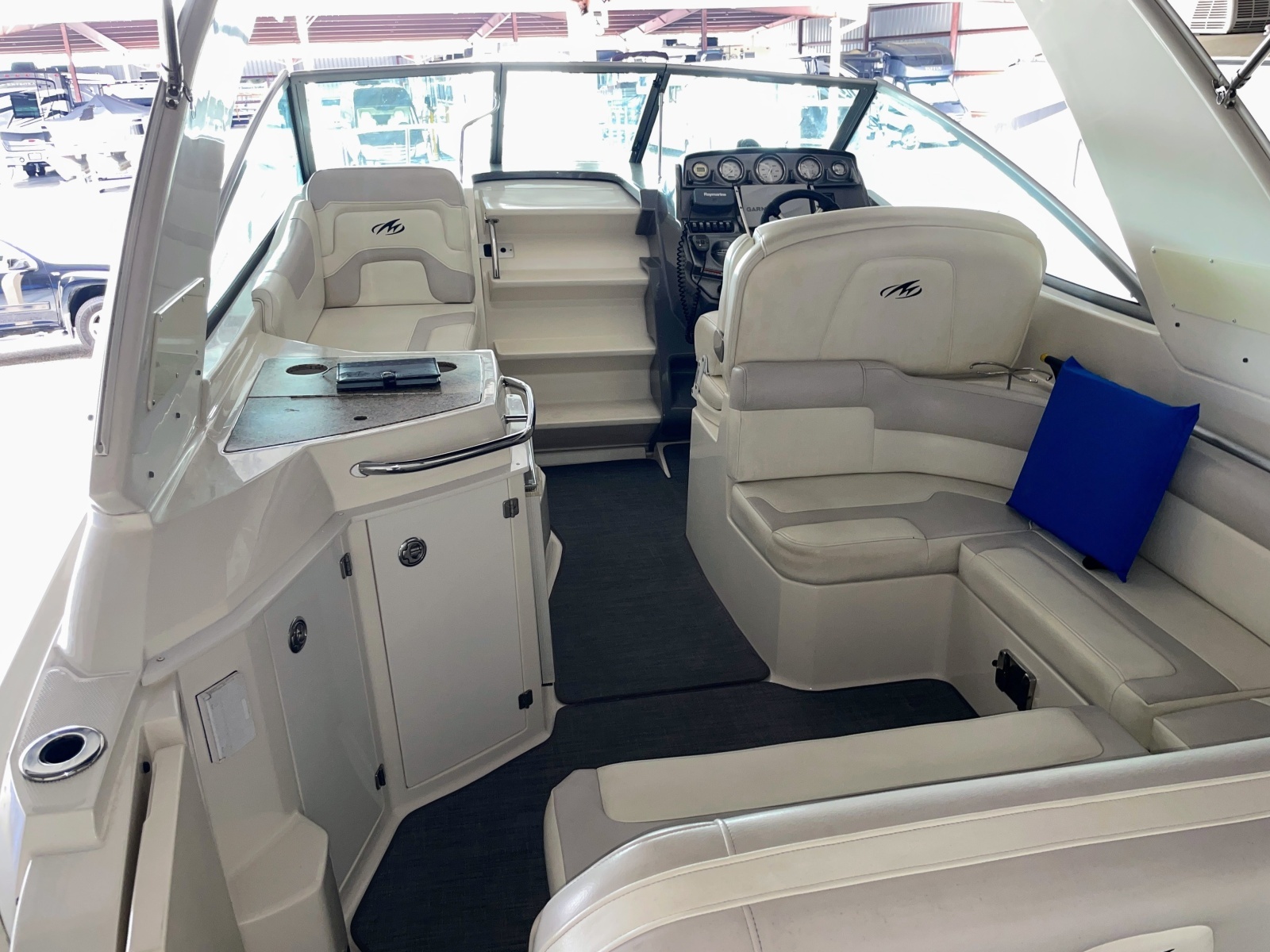 2010 Monterey 280 SCR