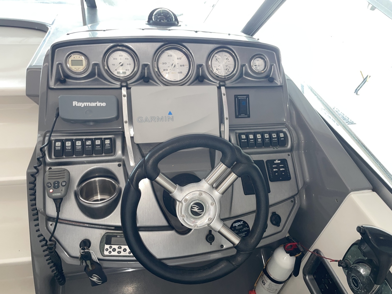 2010 Monterey 280 SCR