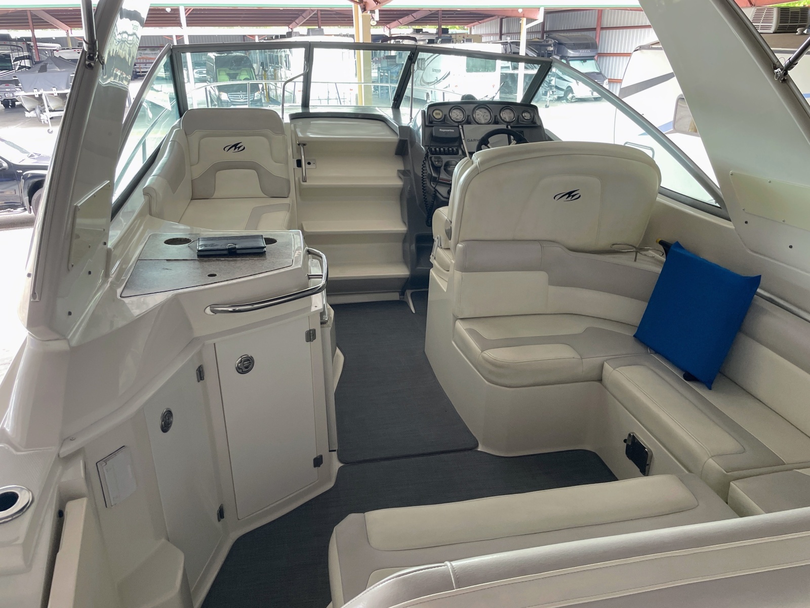 2010 Monterey 280 SCR
