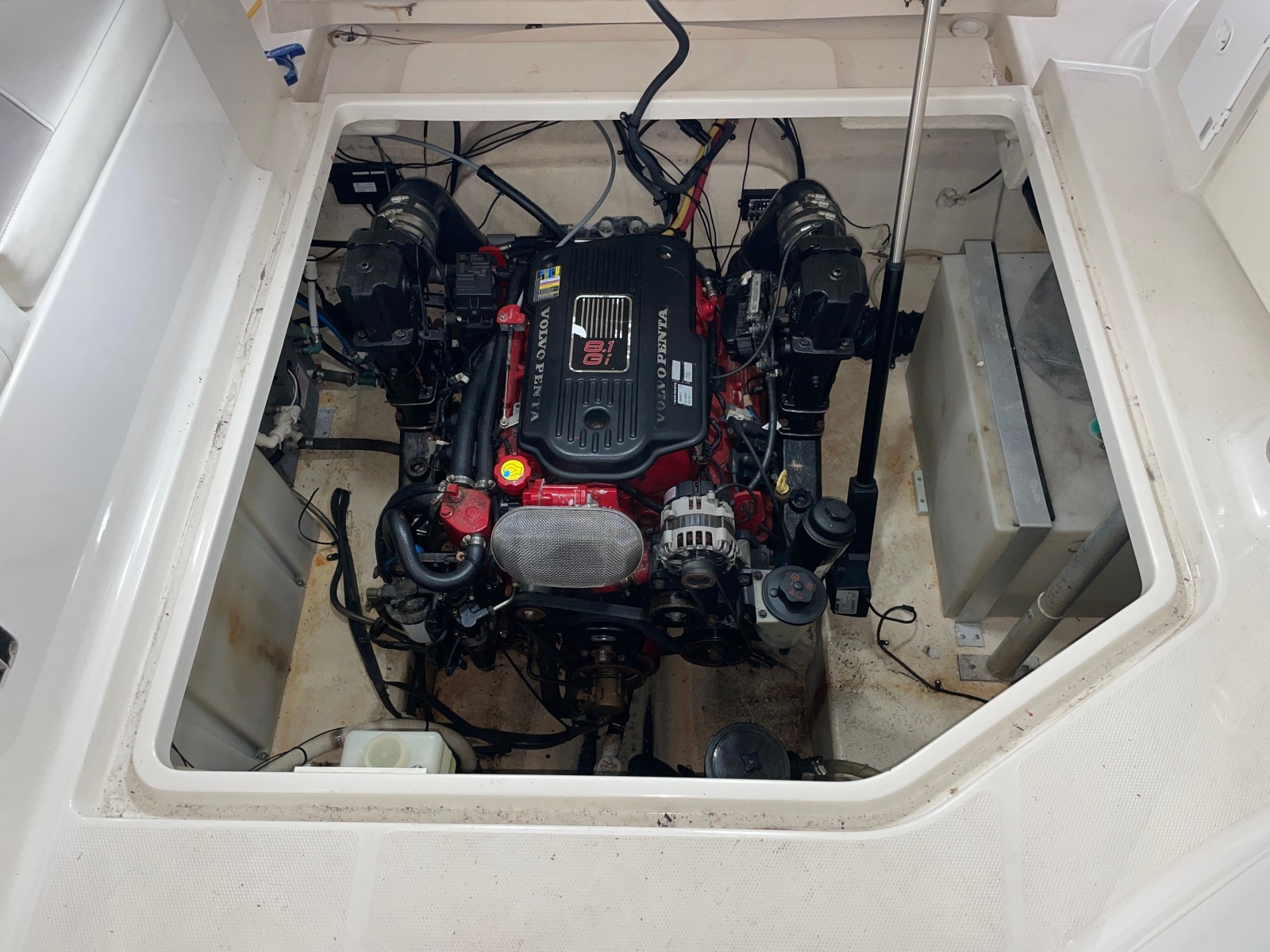 2010 Monterey 280 SCR
