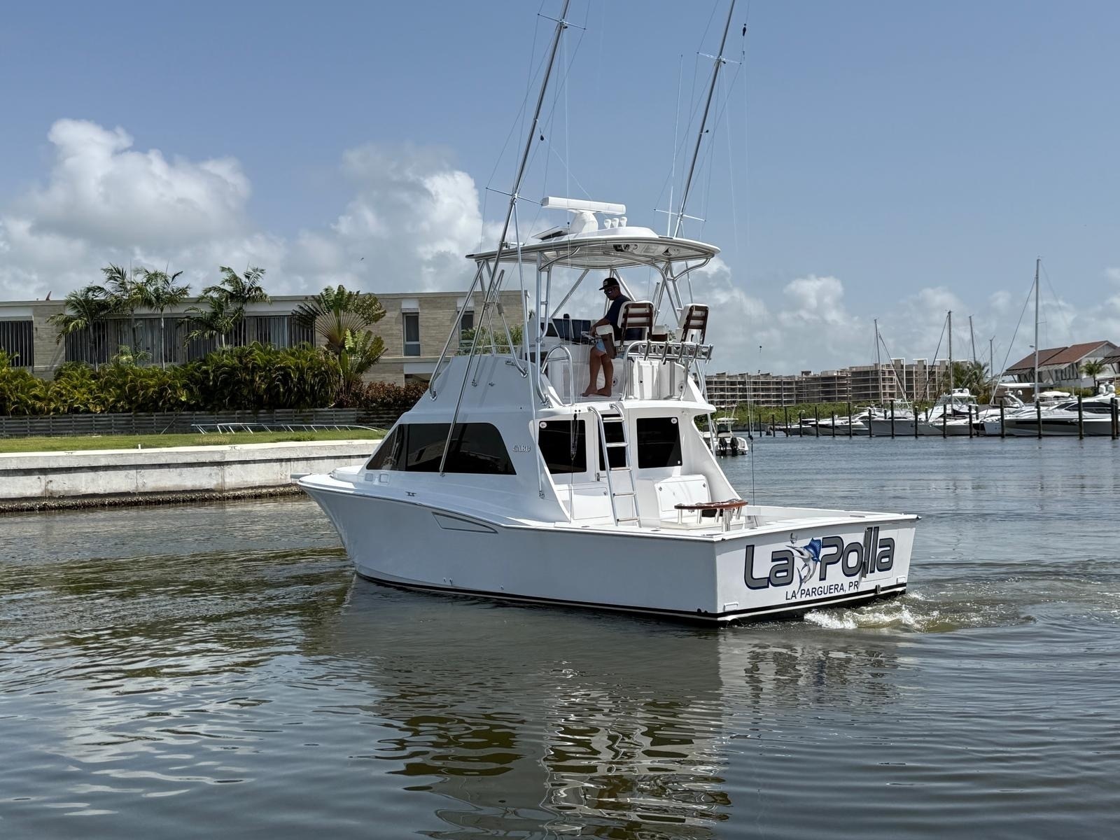 2004 Cabo 35 Flybridge