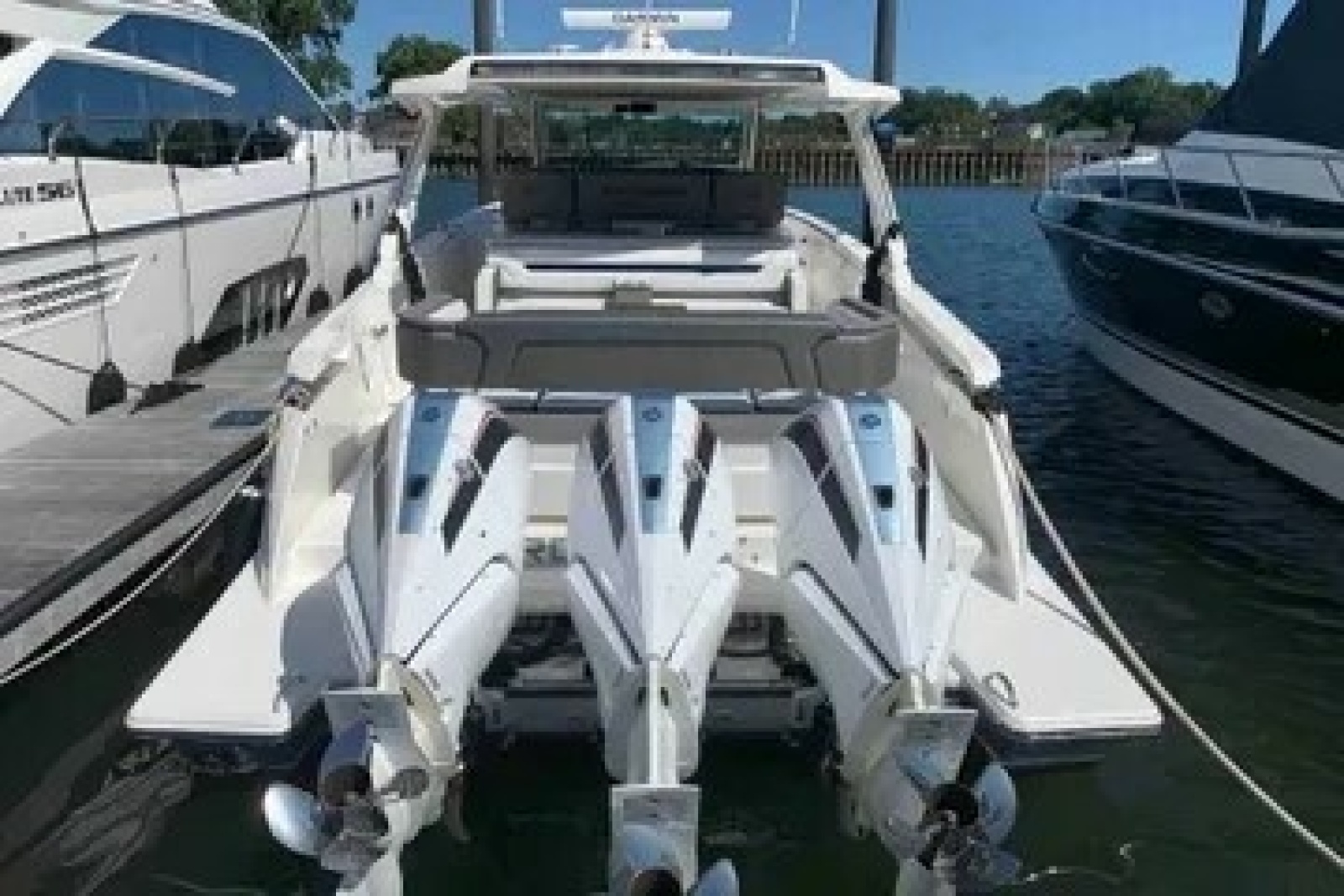 2021 Tiara Sport 