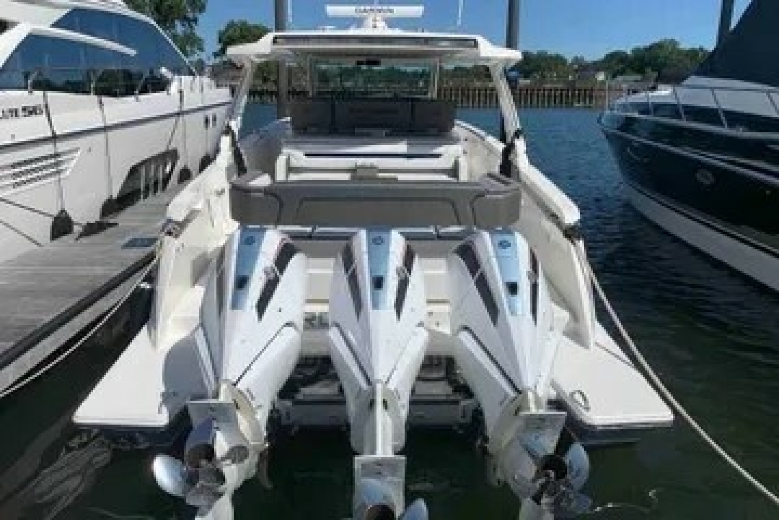 2021 Tiara Sport 