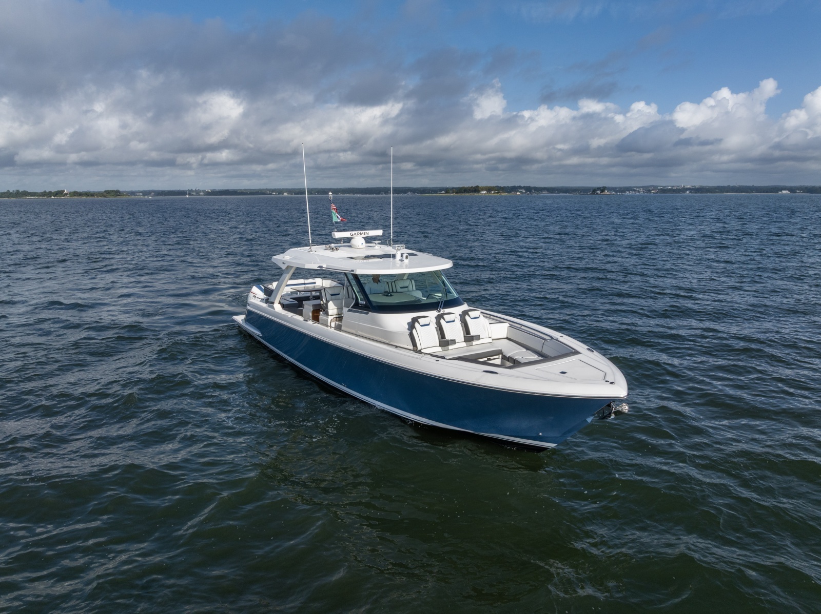 2021 Tiara Sport 