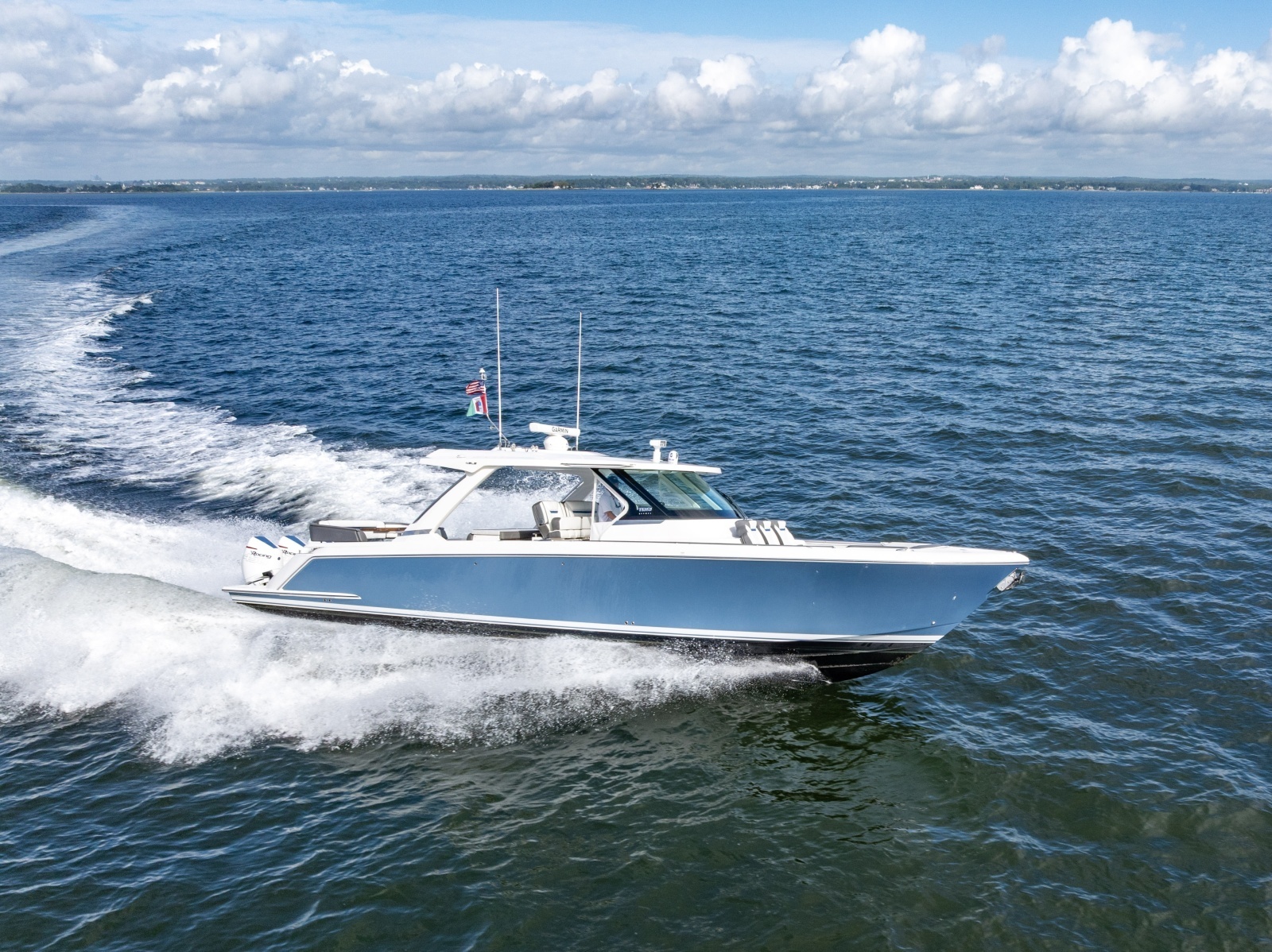 2021 Tiara Sport 