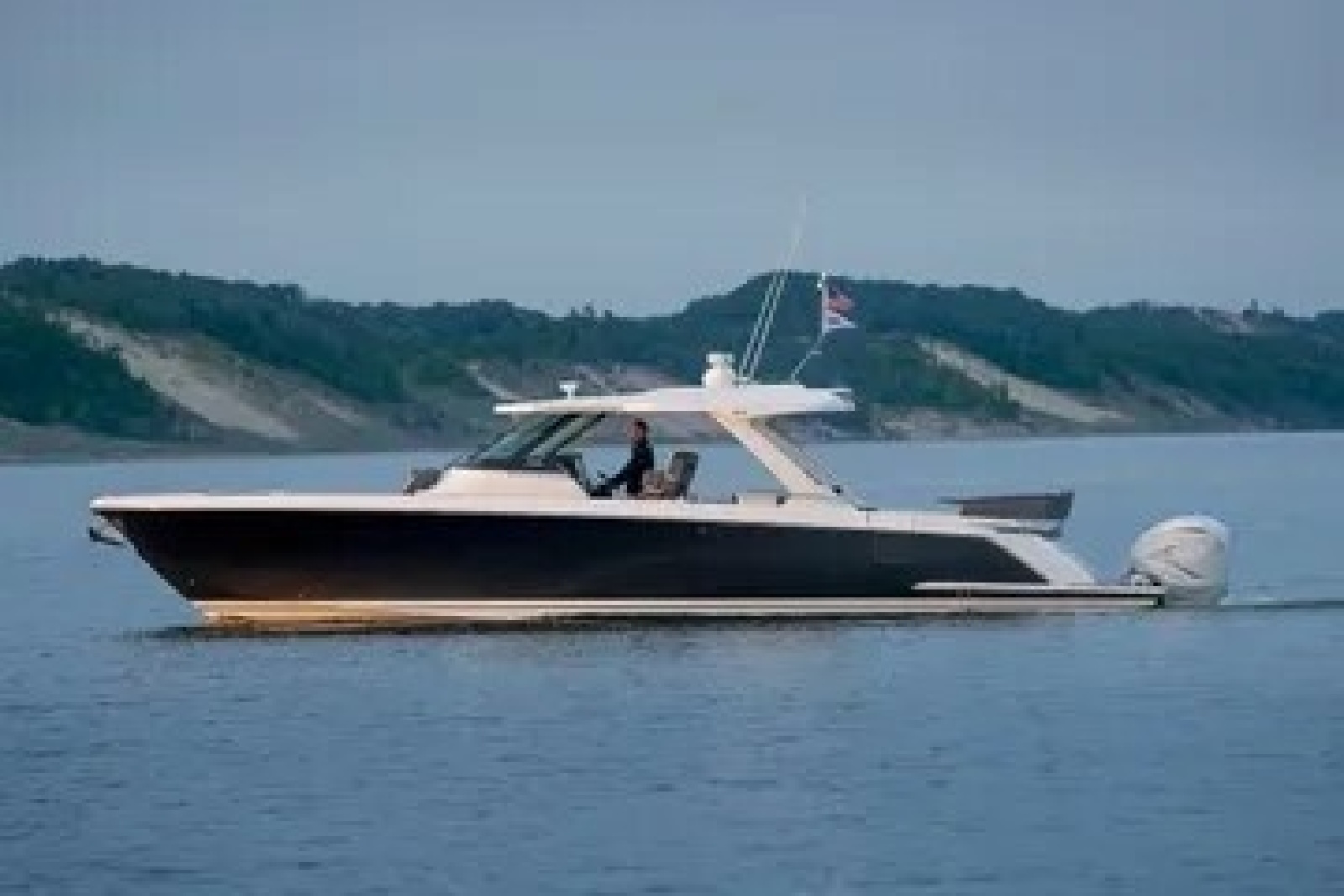 2021 Tiara Sport 