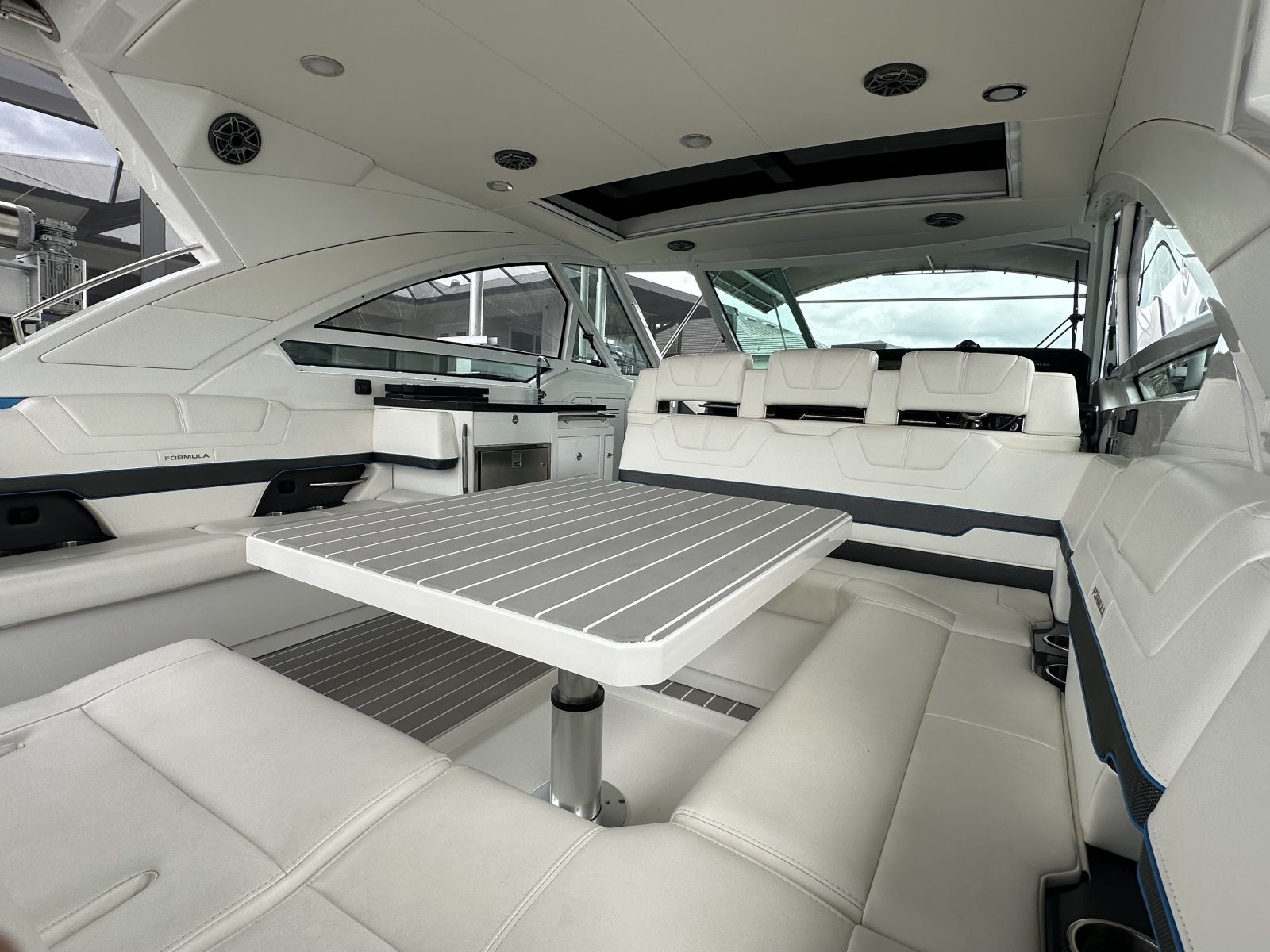2024 Formula 400 Super Sport Crossover