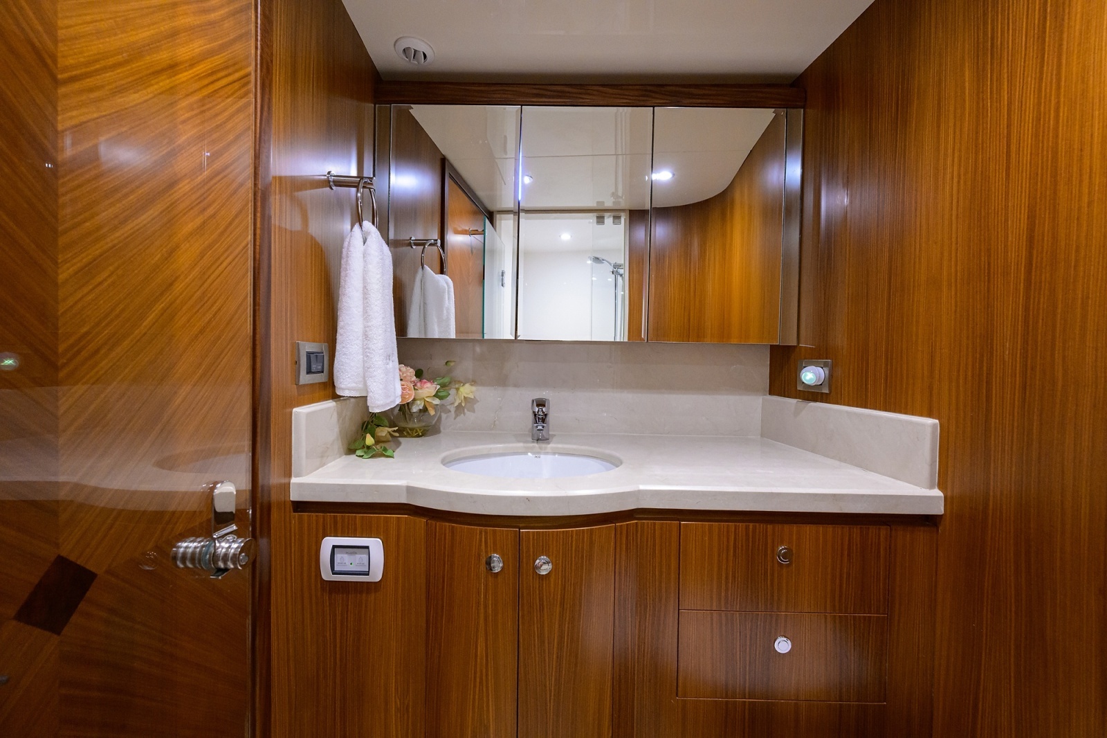 2016 Ocean Alexander 72 Pilothouse