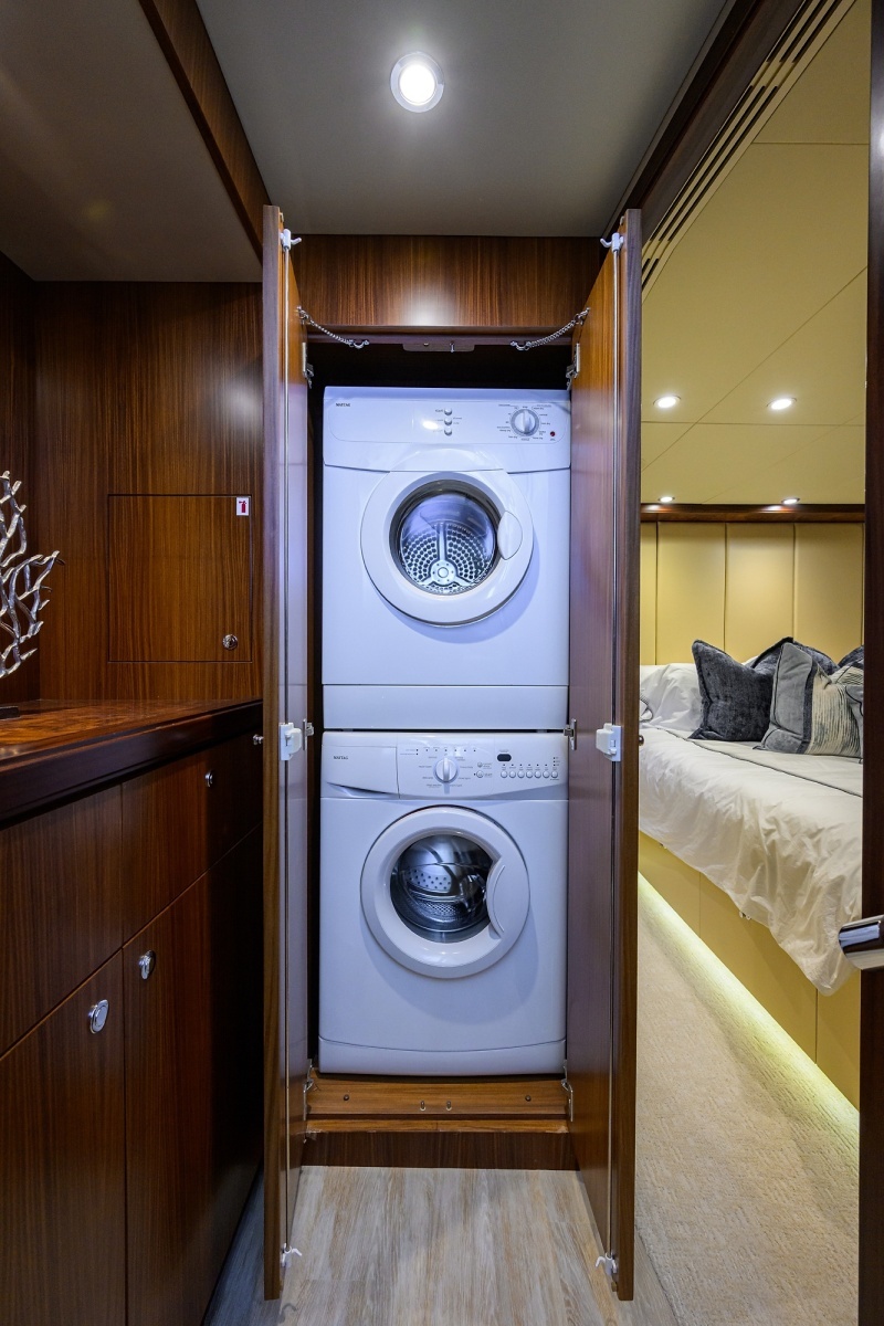 2016 Ocean Alexander 72 Pilothouse