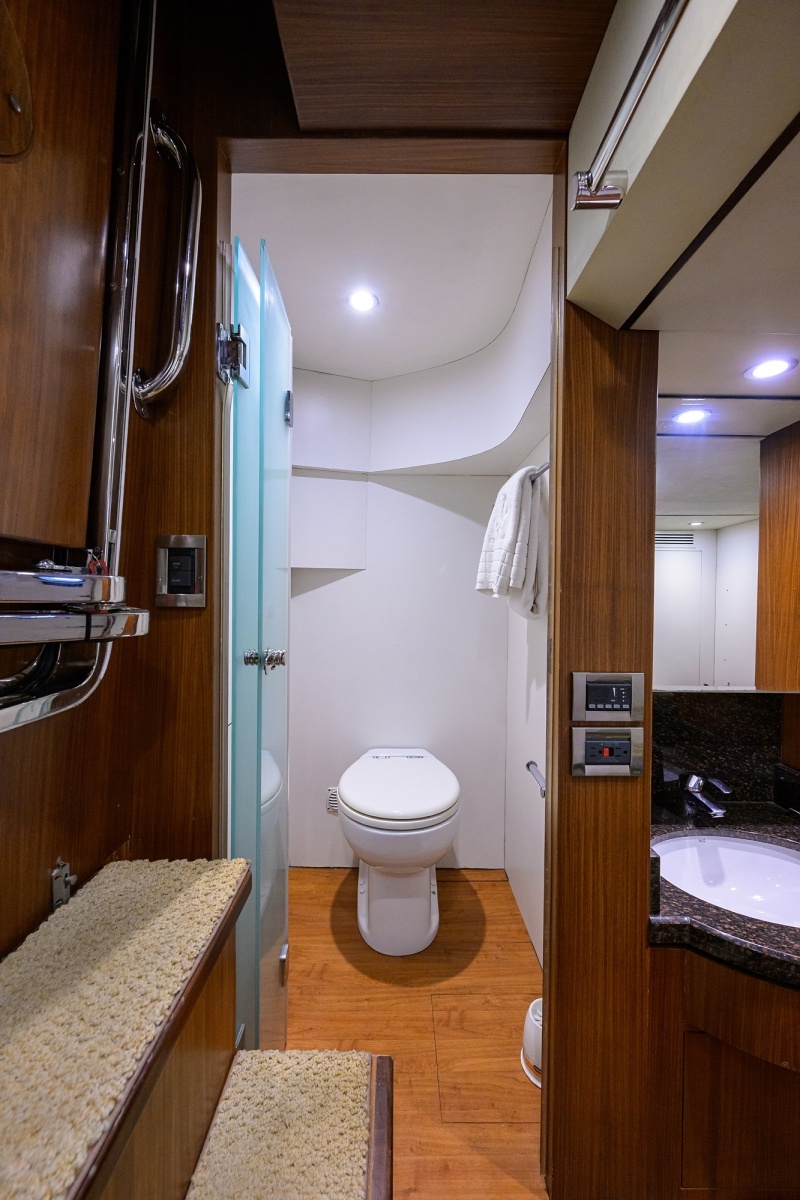 2016 Ocean Alexander 72 Pilothouse