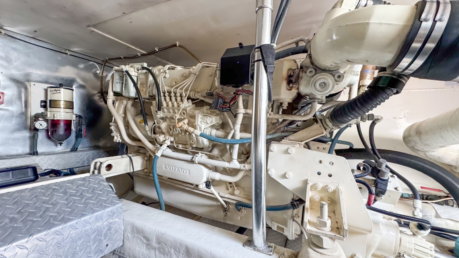 2000 Ocean Yachts 43 Super Sport