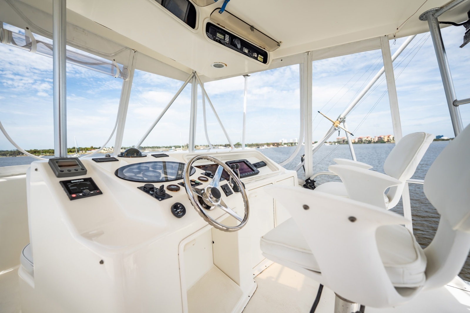 2000 Ocean Yachts 43 Super Sport