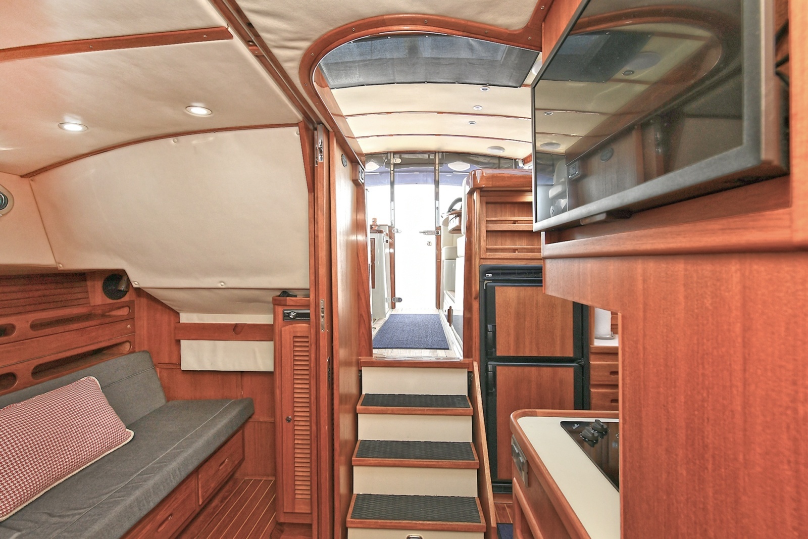 2005 San Juan Downeast Express