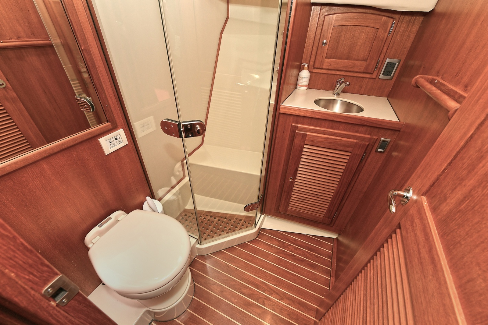2005 San Juan Downeast Express