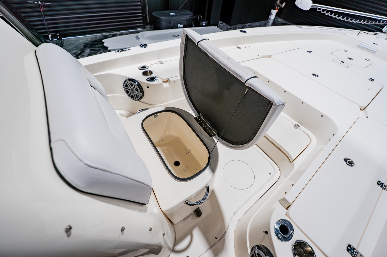 2019 ShearWater 270 Carolina