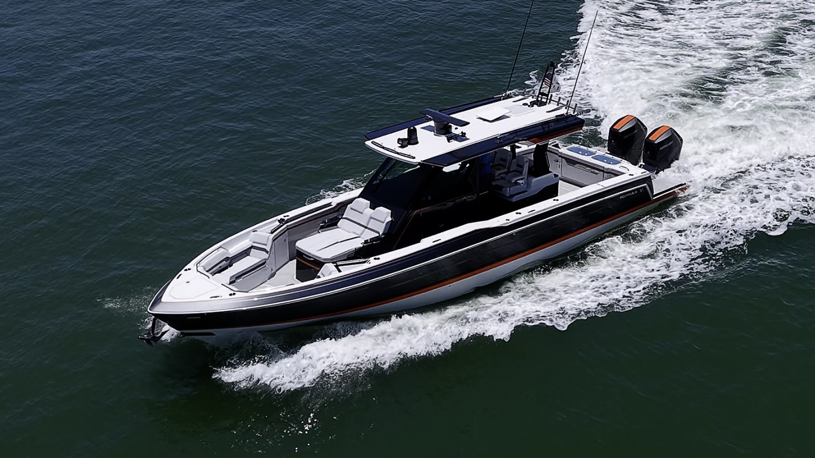 2024 Formula 387 Center Console Fish