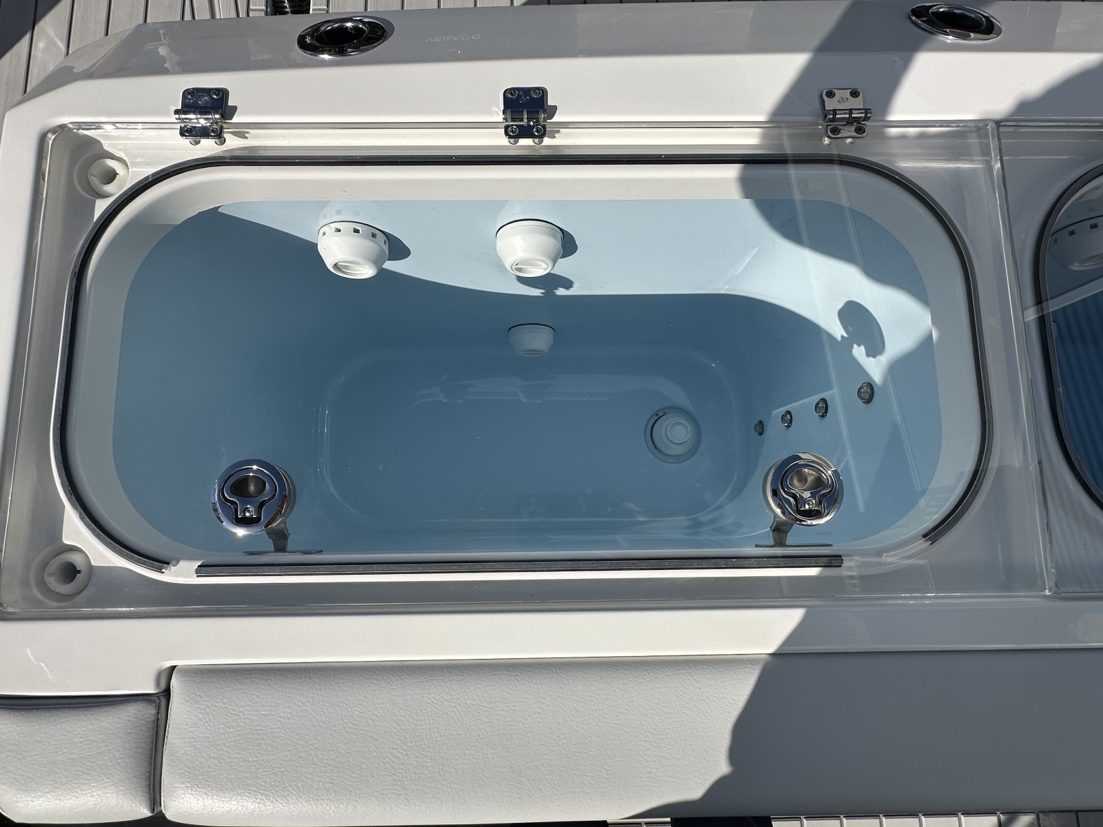 2024 Formula 387 Center Console Fish