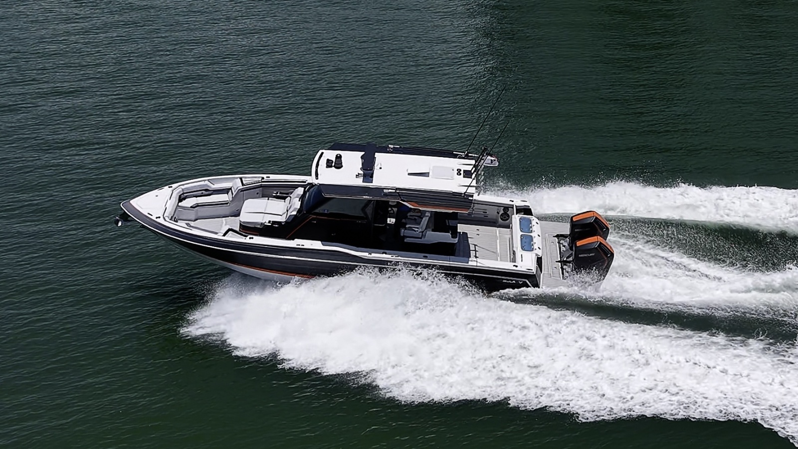 2024 Formula 387 Center Console Fish