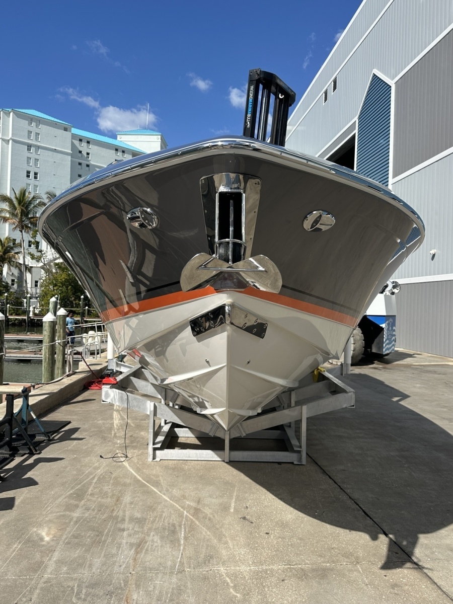 2024 Formula 387 Center Console Fish