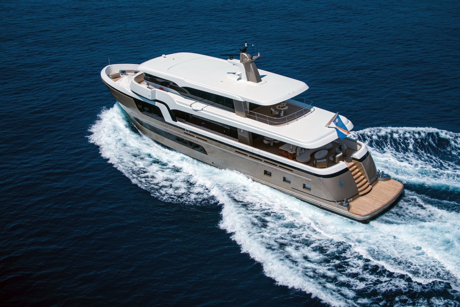 2022 Van der Valk 34M Explorer
