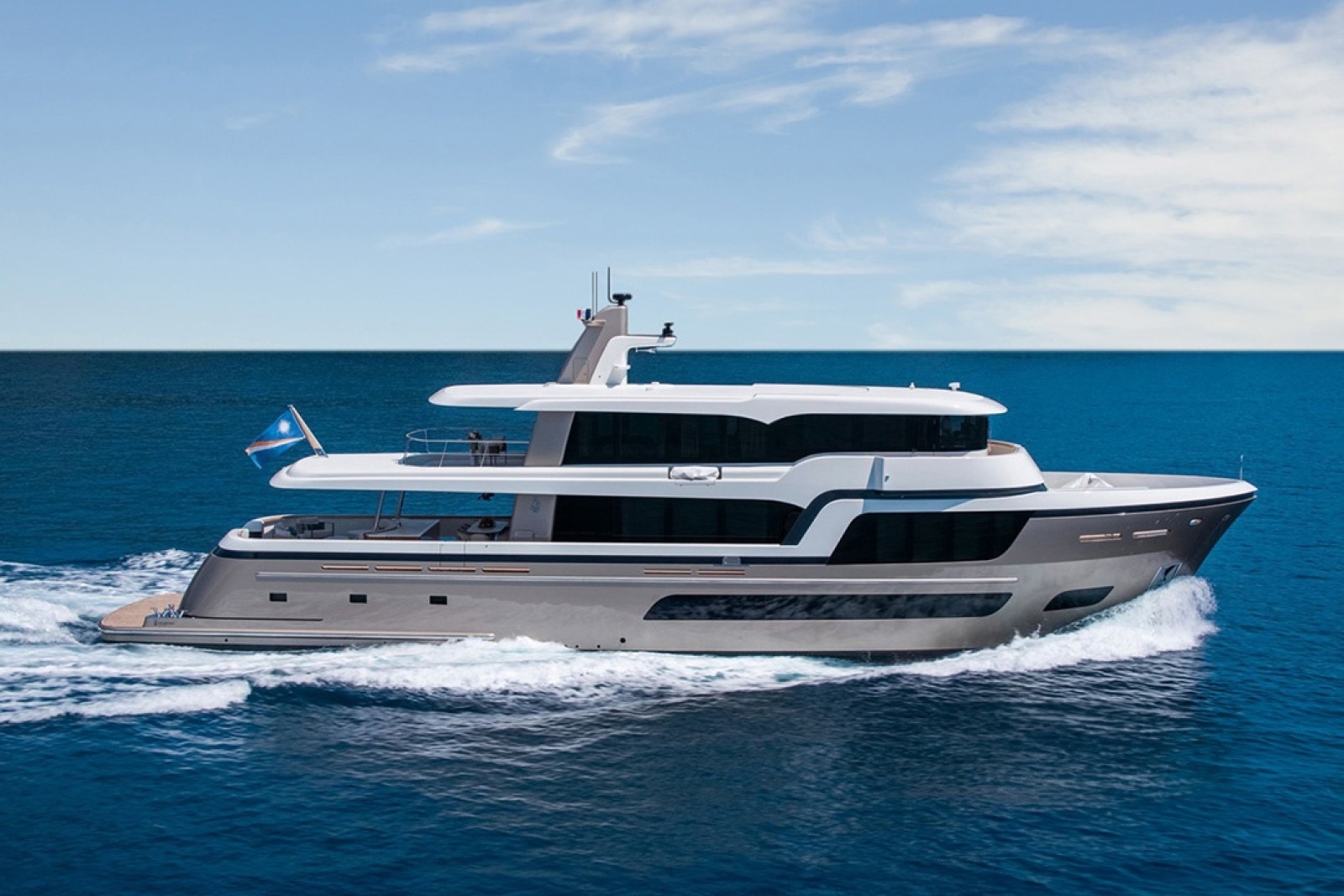 2022 Van der Valk 34M Explorer