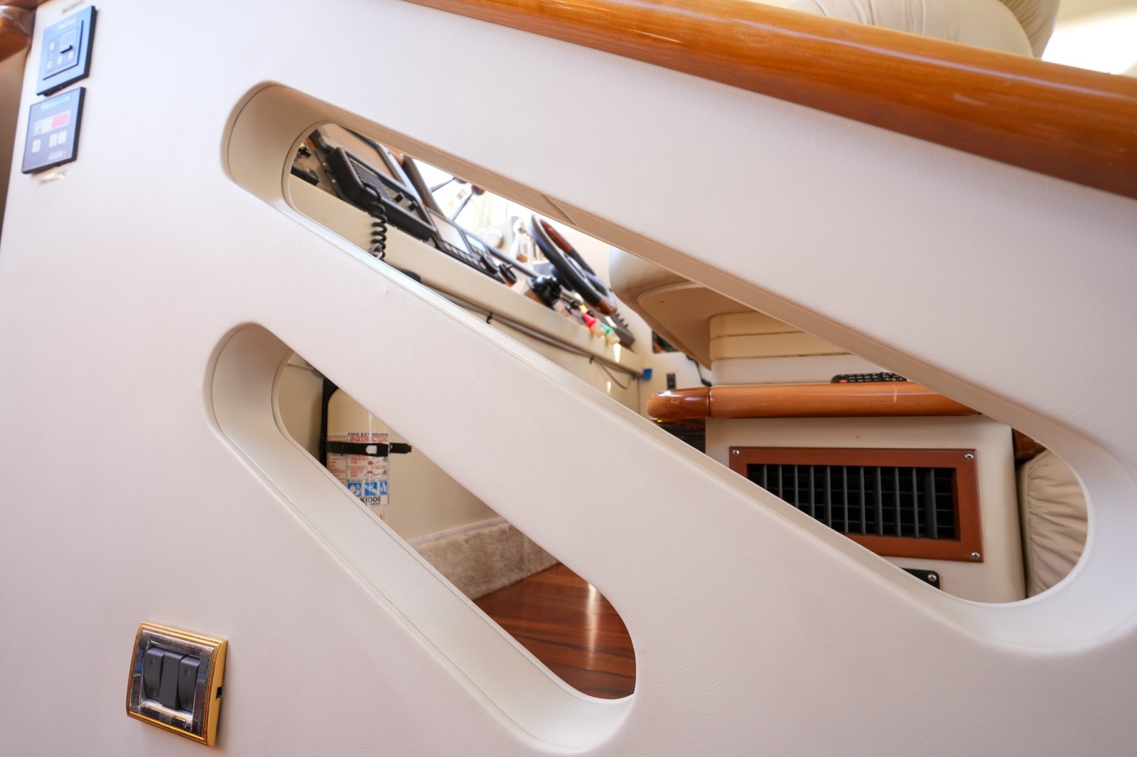 1997 Sunseeker Manhattan 48