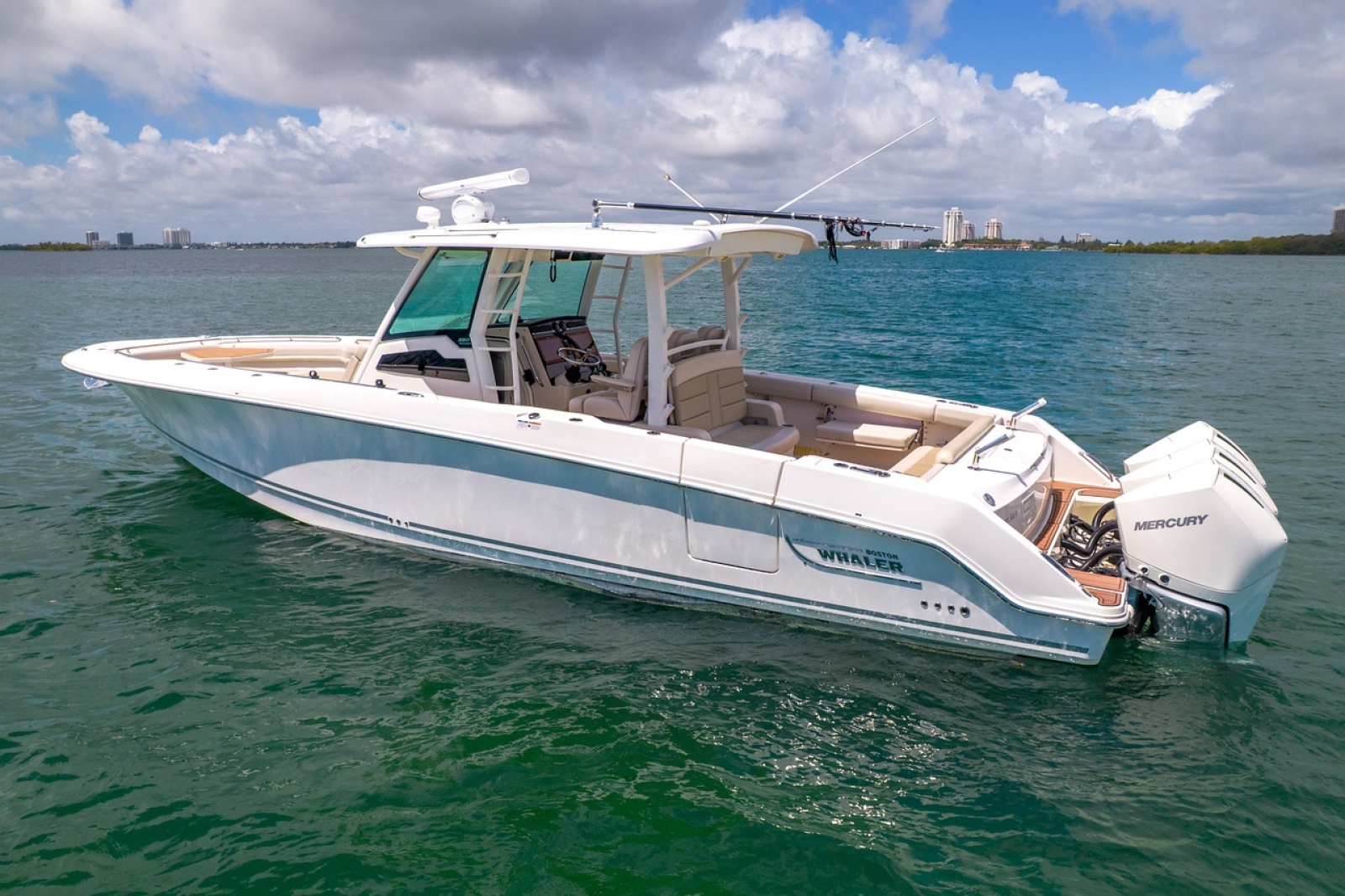 2020 Boston Whaler 380 Outrage