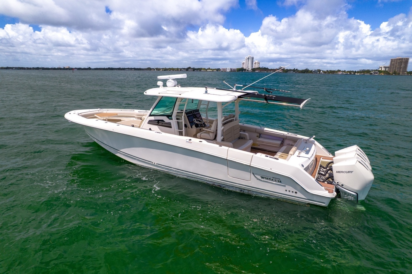 2020 Boston Whaler 380 Outrage