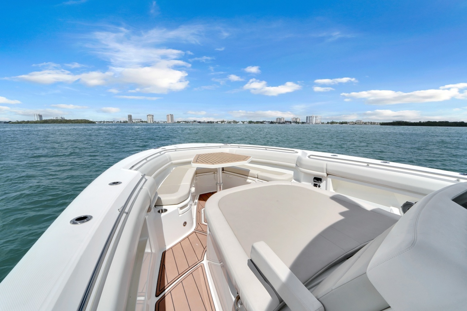 2020 Boston Whaler 380 Outrage