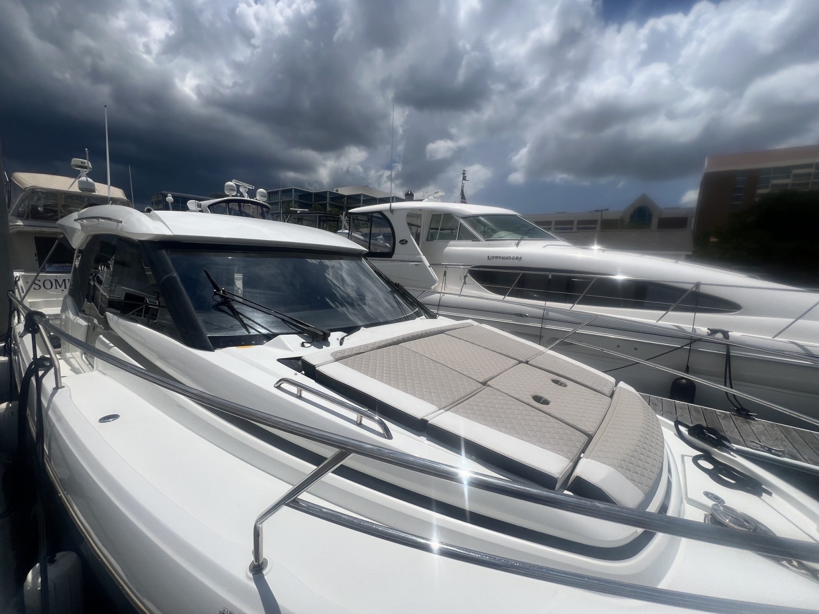 2019 Jeanneau NC 33