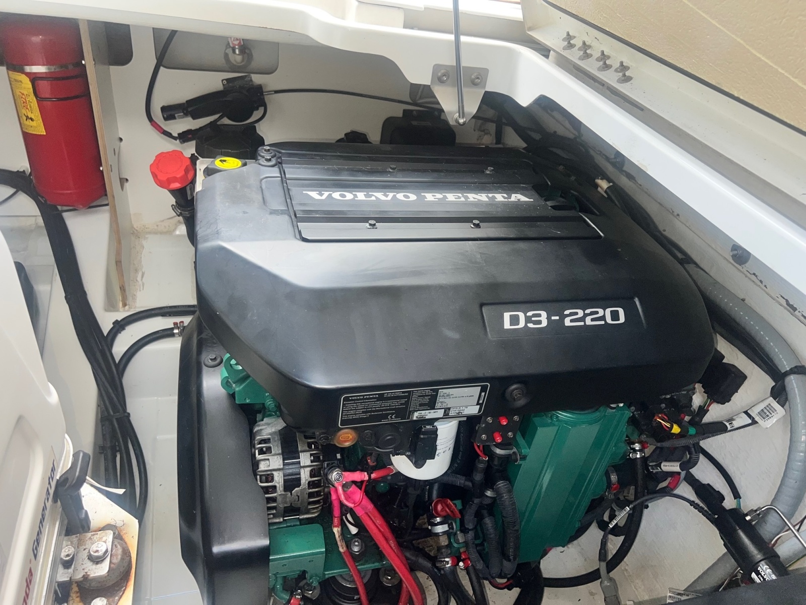 2019 Jeanneau NC 33