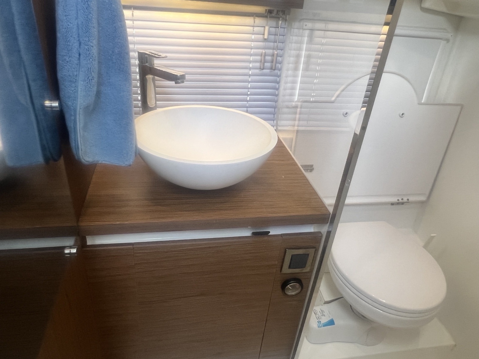 2019 Jeanneau NC 33