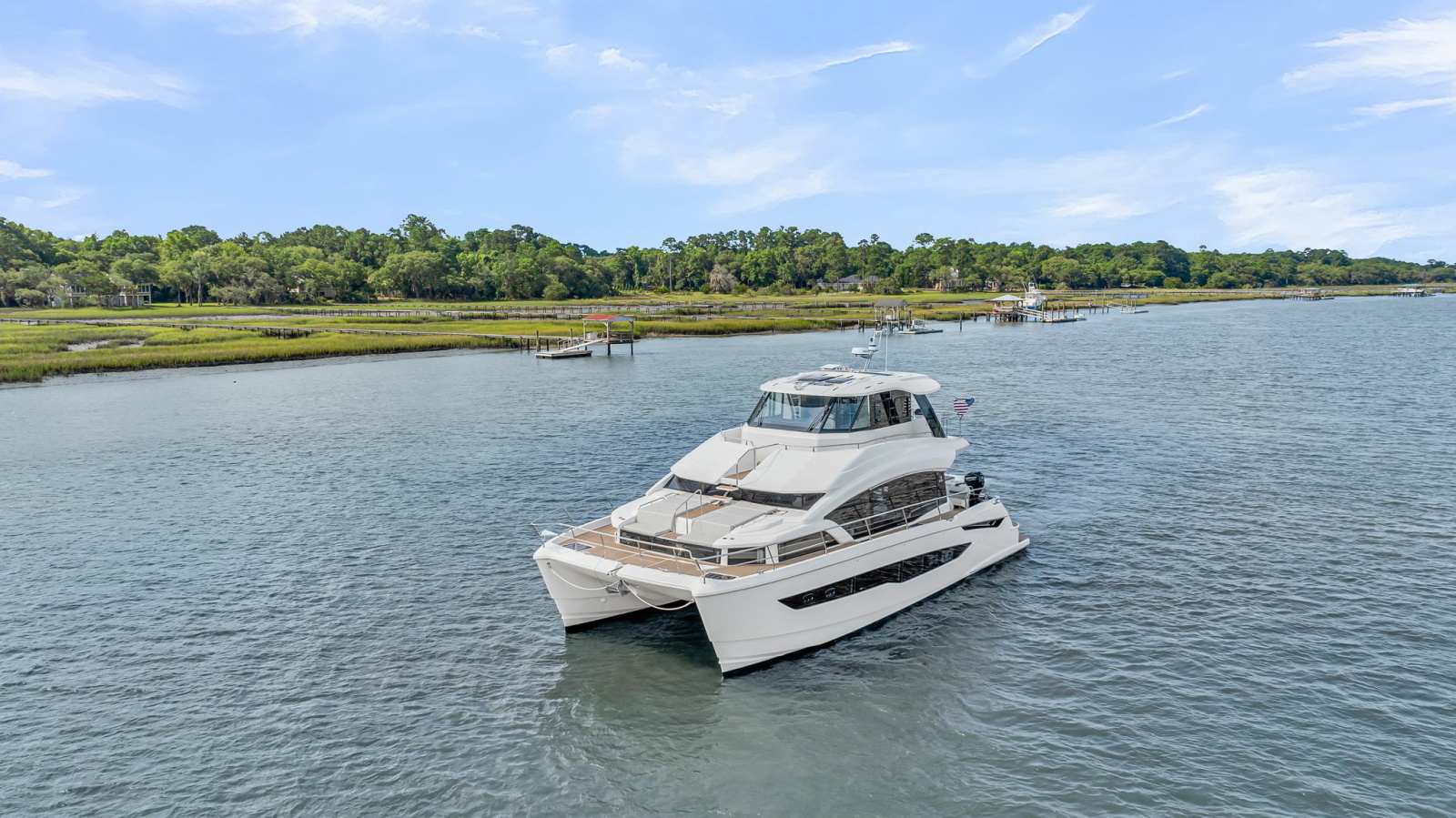 2025 Aquila 54 Yacht