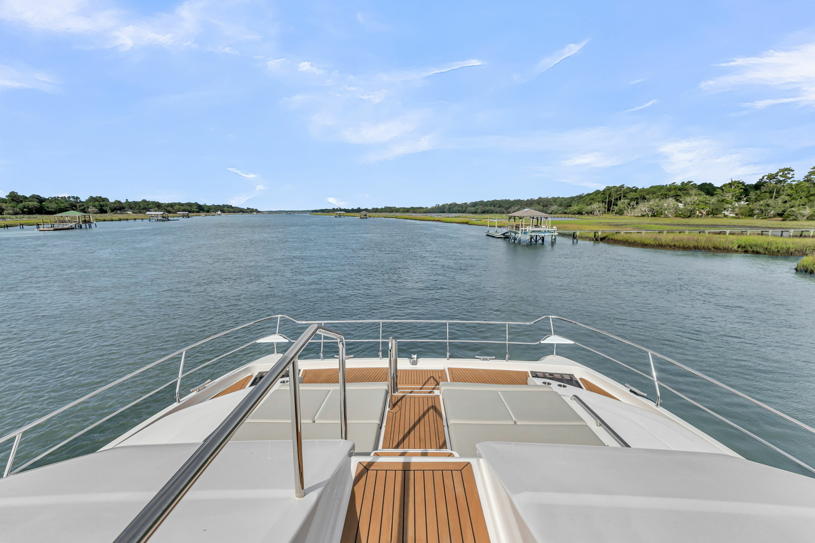 2025 Aquila 54 Yacht