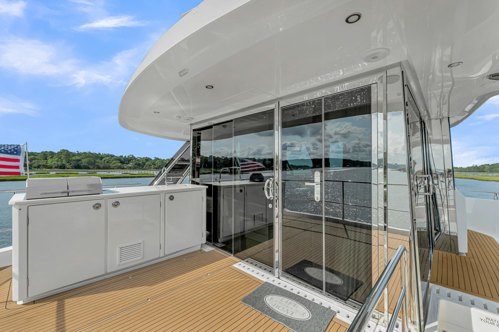 2025 Aquila 54 Yacht