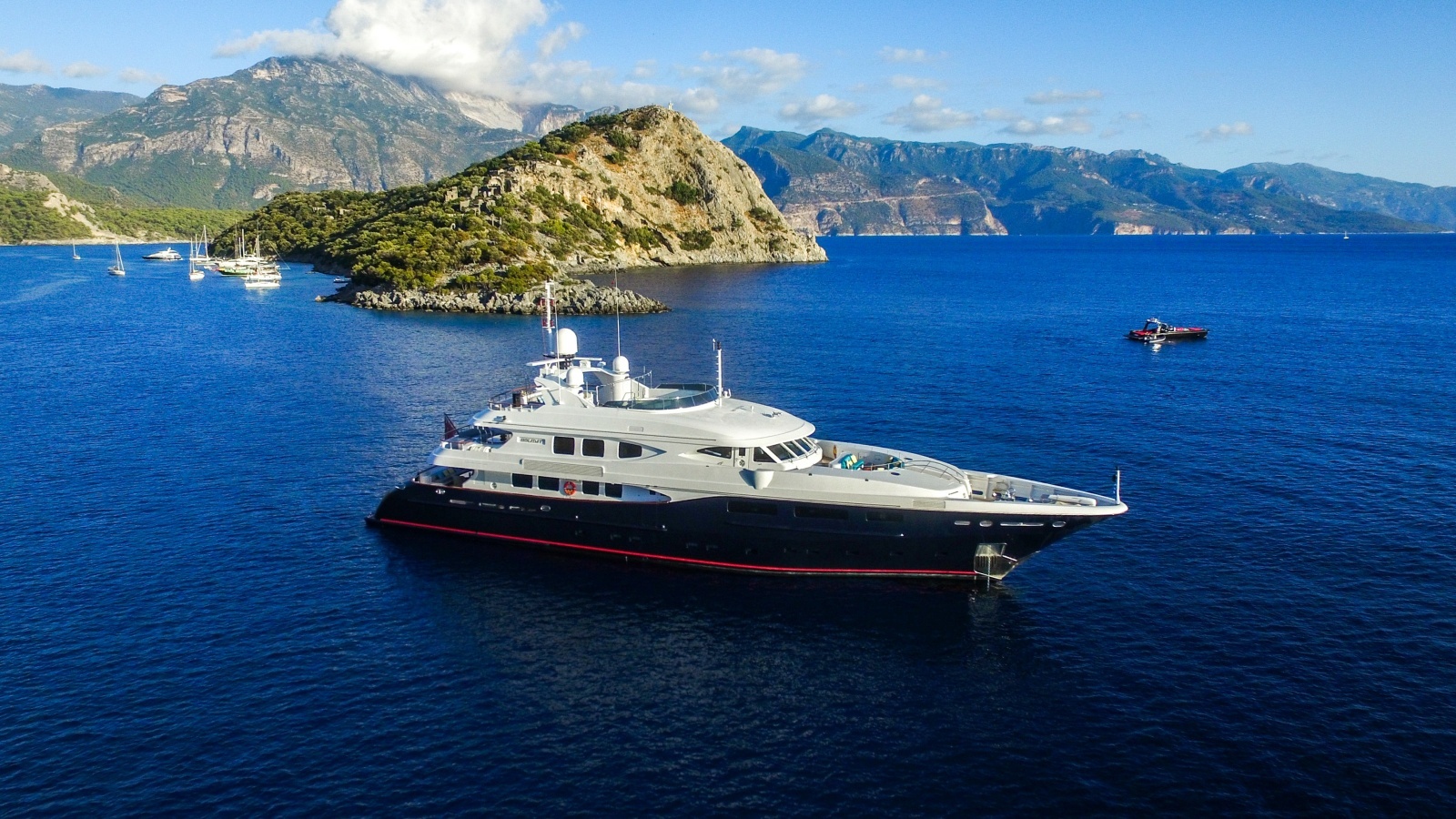 HOLIDAY  140ft Maiora Yacht For Sale