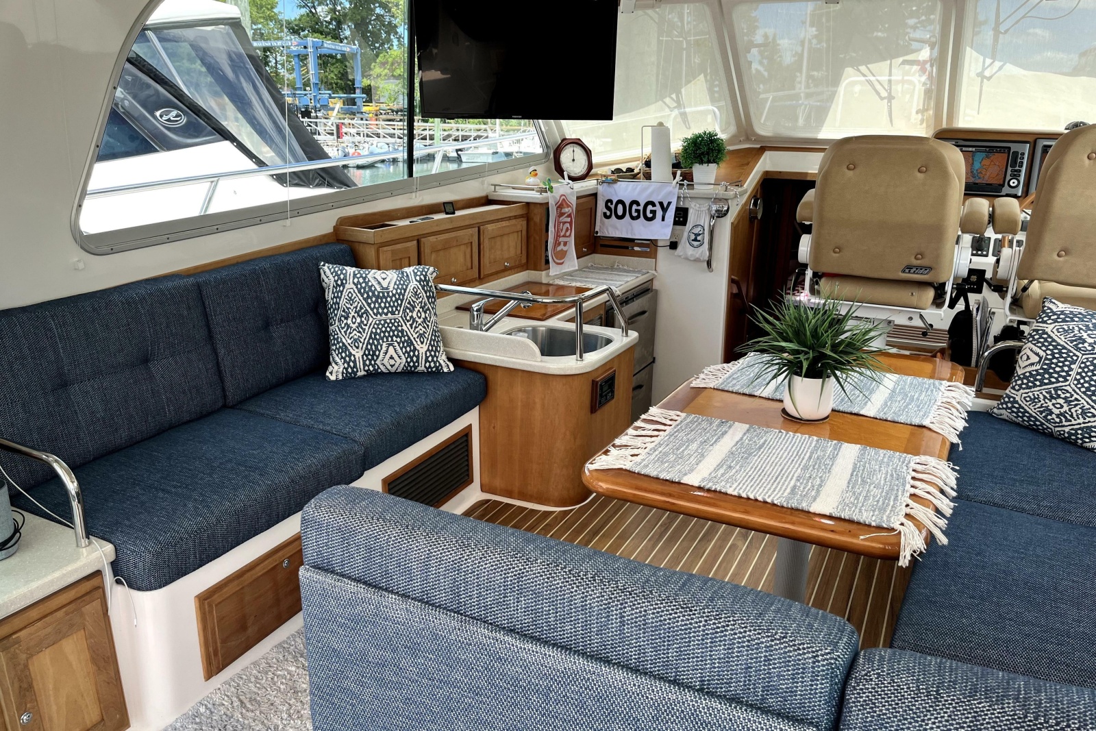 2011 Back Cove 37